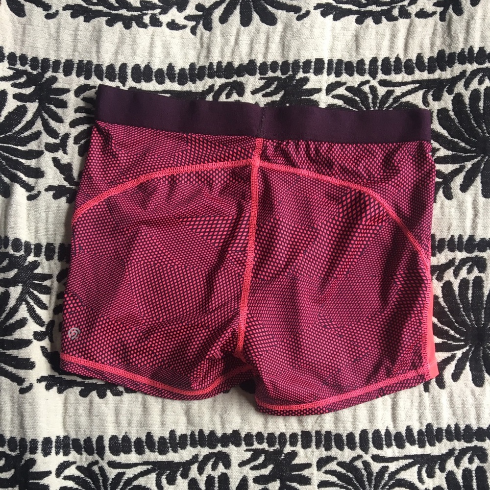 Fluorescent pink running spandex 💅🏻